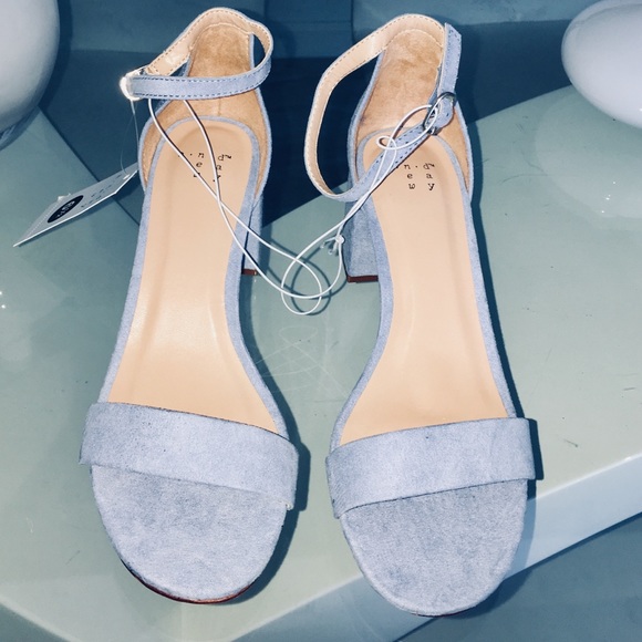 LAST ONE🦋High Block Heel Pump Sandal - A New Day - Picture 2 of 5